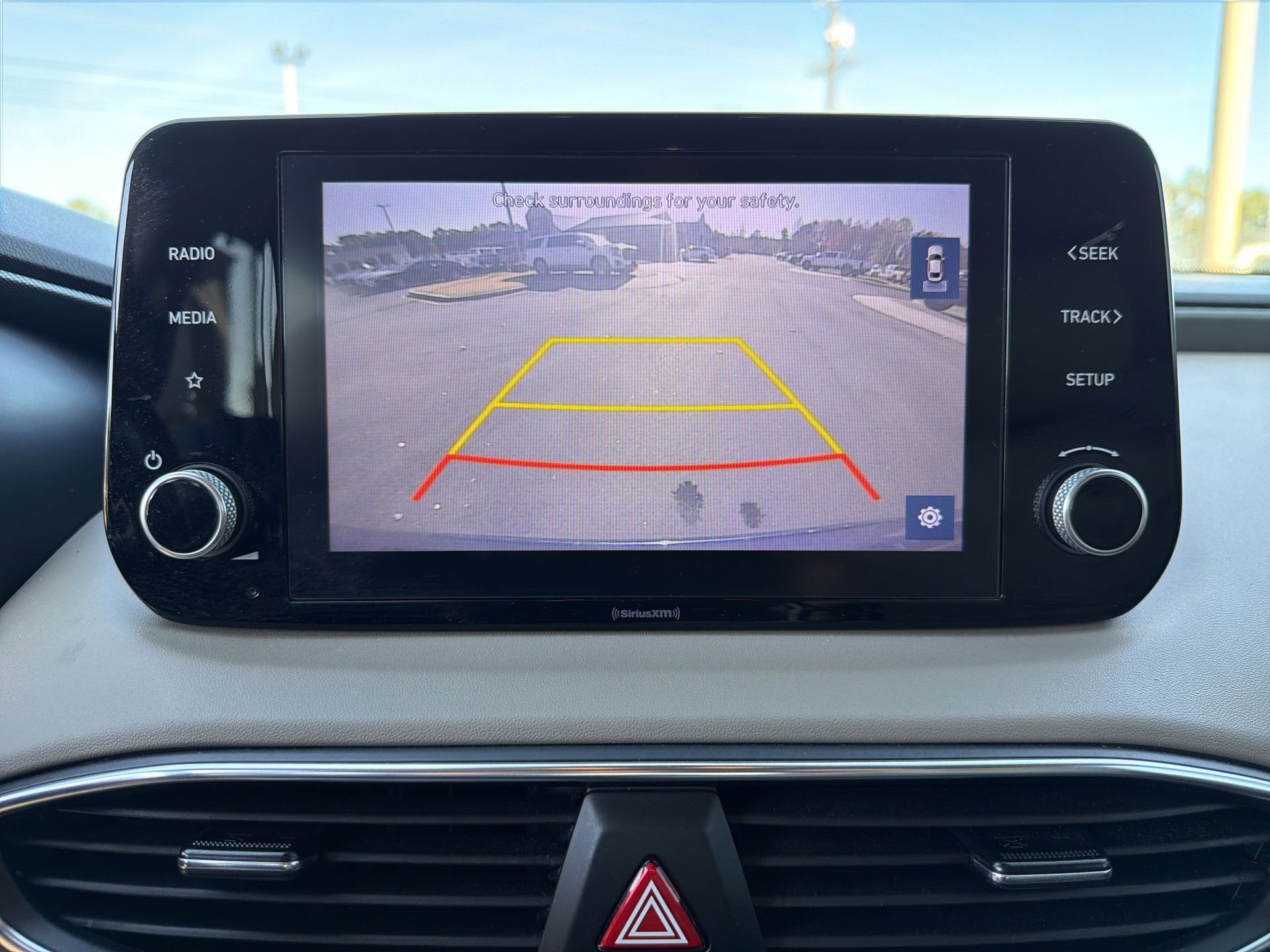 2022 Hyundai Santa Fe SEL photo 4