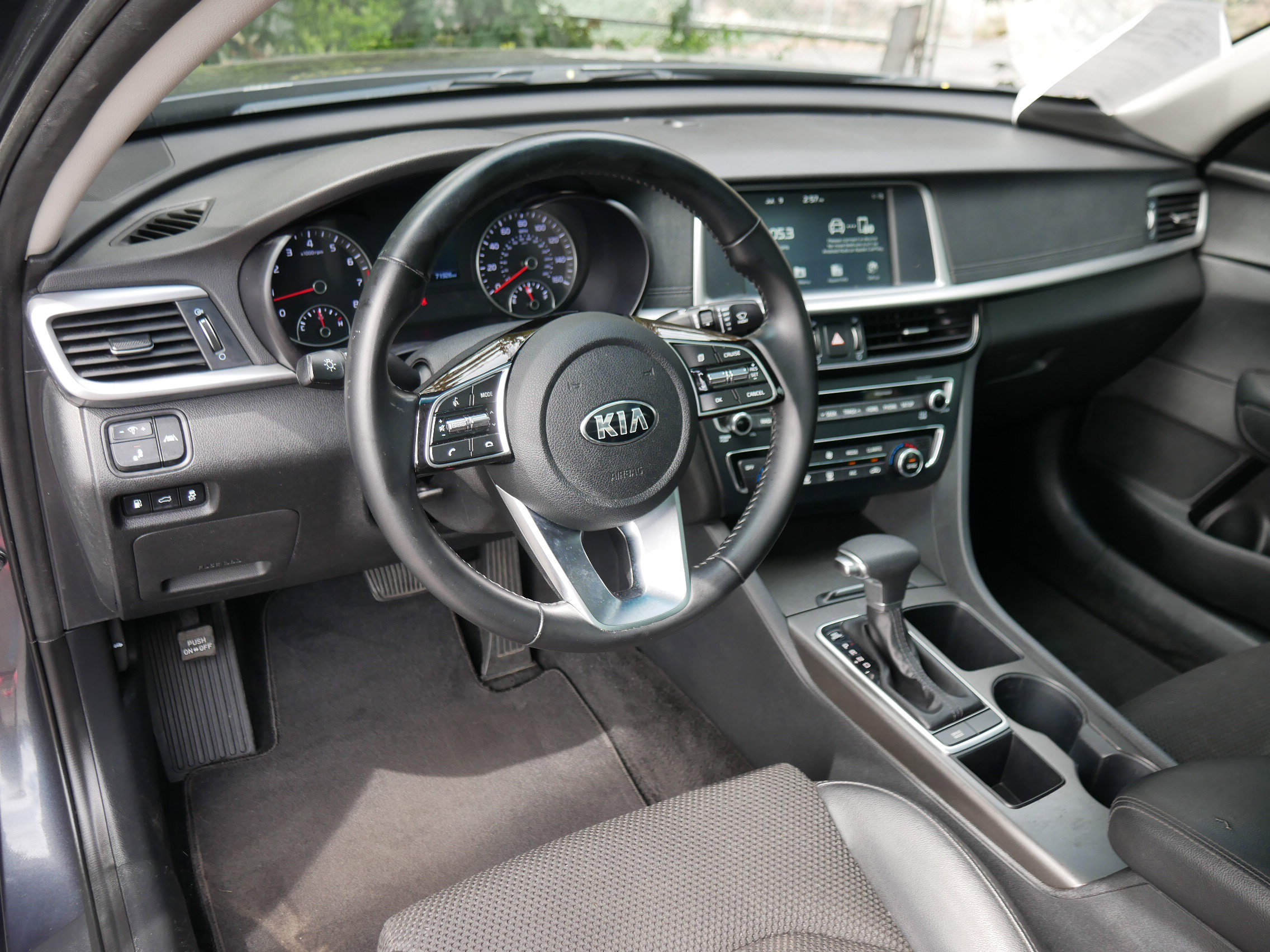 2019 Kia Optima S photo 4