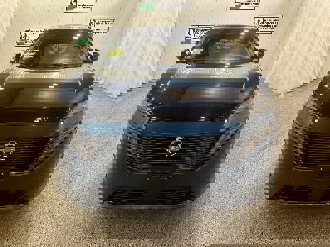 2026 Nissan Murano Platinum photo 2