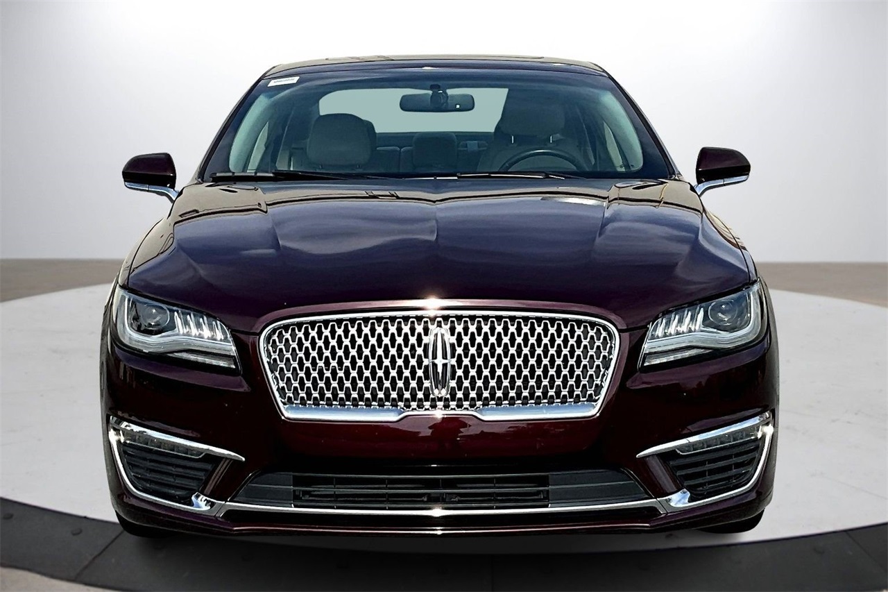 2017 Lincoln MKZ Select photo 2