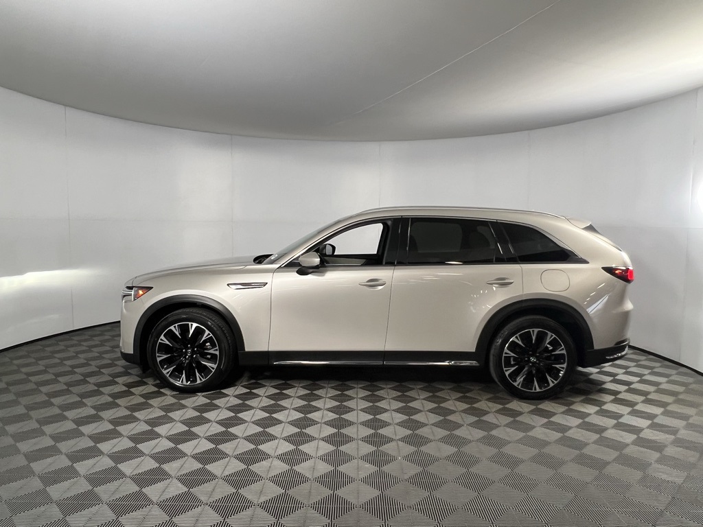 2024 Mazda CX-90 Premium photo 5