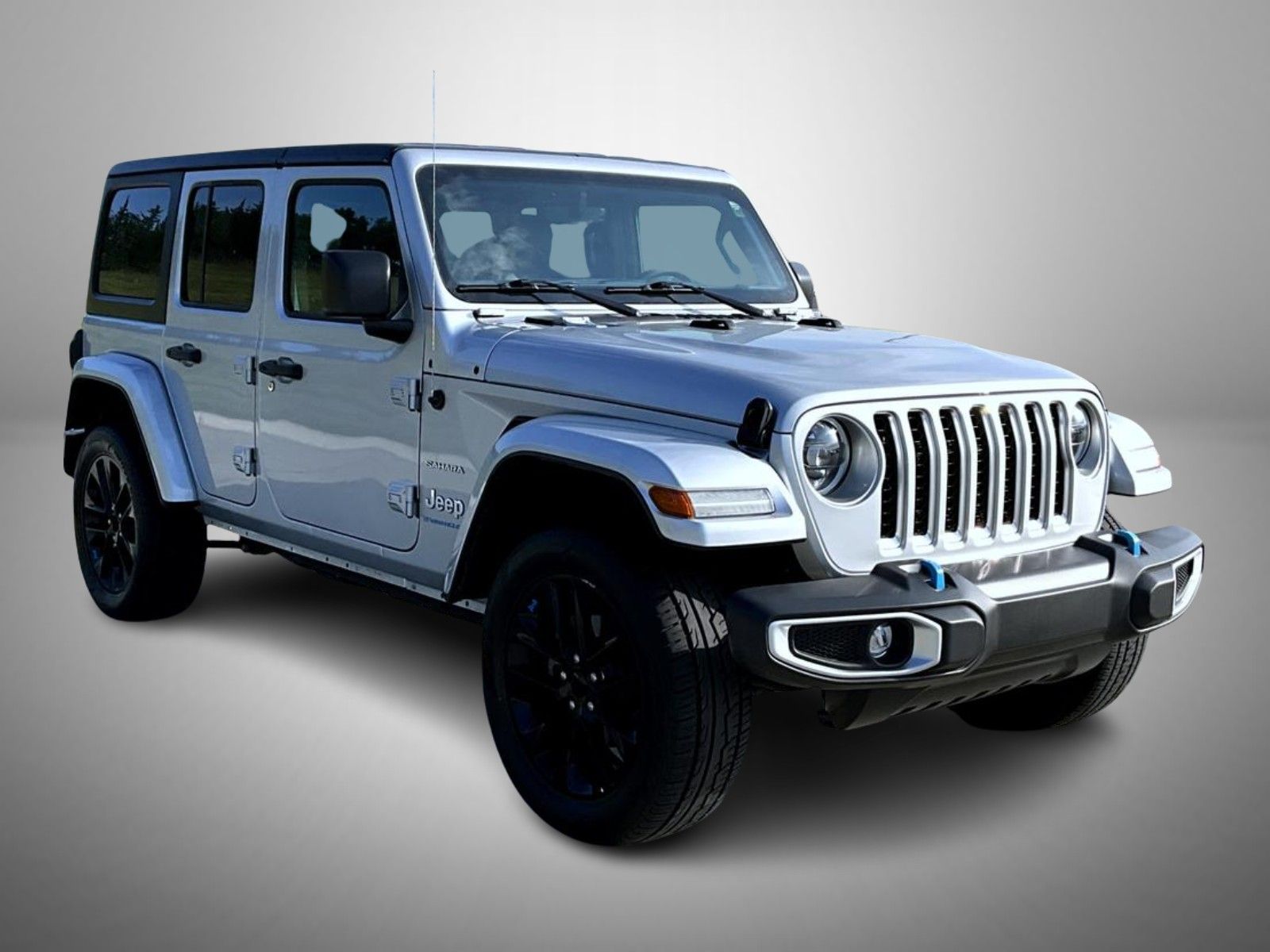 2023 Jeep Wrangler Sahara 4xe photo 3