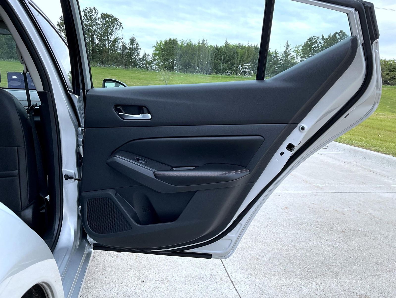 2022 Nissan Altima 2.5 SR photo 17