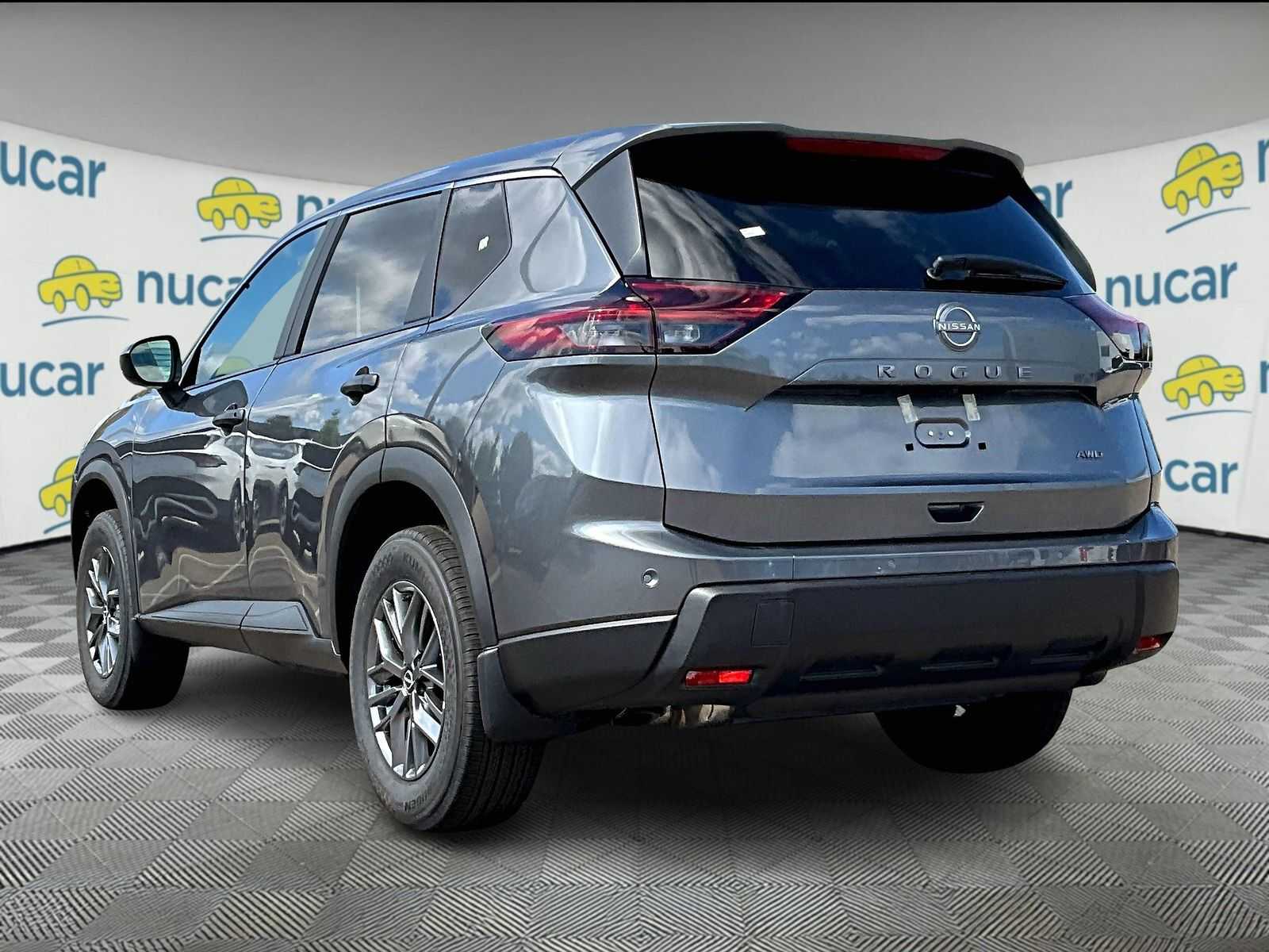2026 Nissan Rogue S photo 4