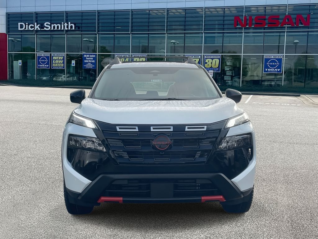 2026 Nissan Rogue SV photo 2