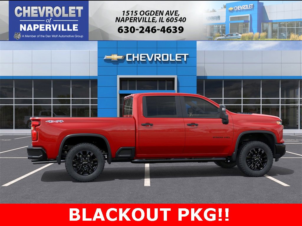 2026 Chevrolet Silverado Custom photo 4