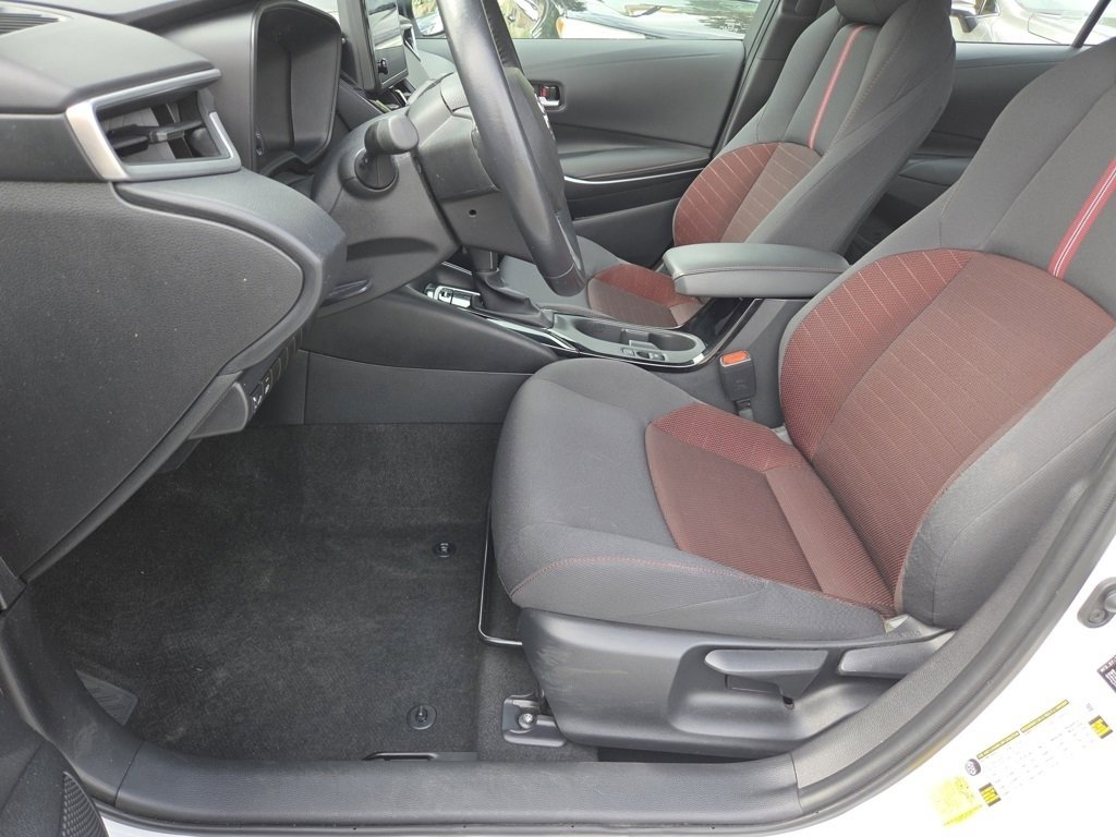 2023 Toyota Corolla SE photo 6