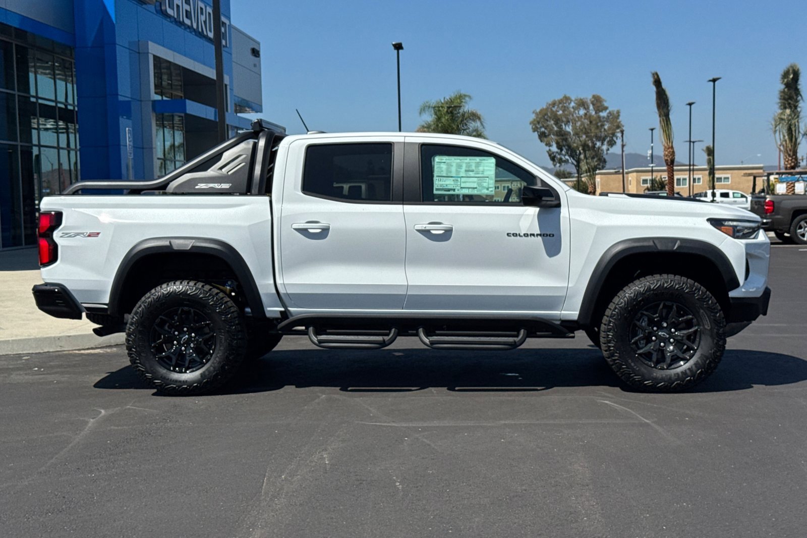 2025 Chevrolet Colorado ZR2 photo 3