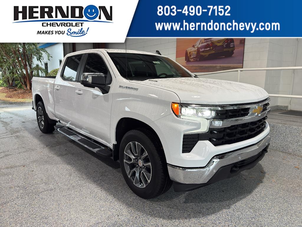 2026 Chevrolet Silverado LT's photo