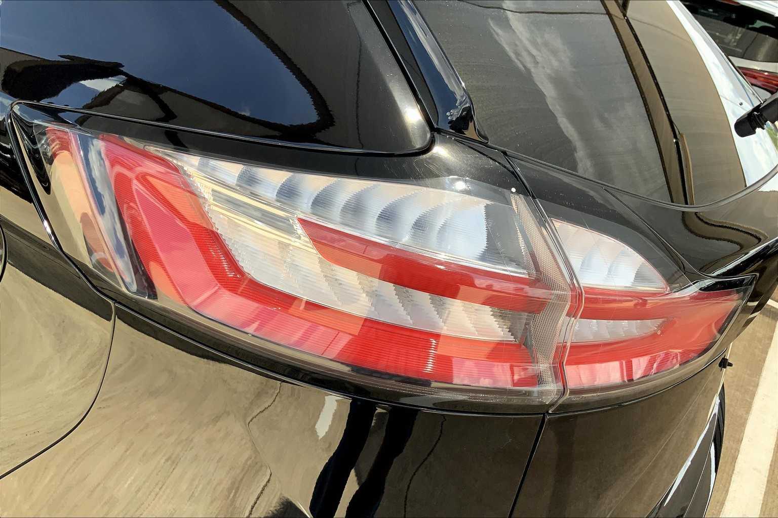 2022 Ford Edge SE photo 47