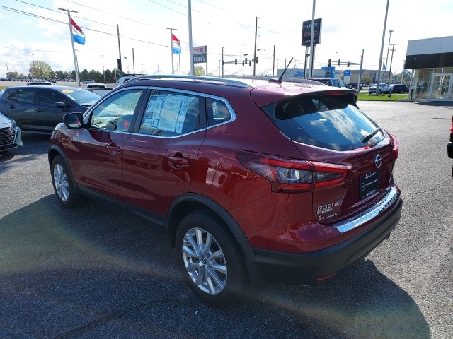 2022 Nissan Rogue Sport SV photo 4