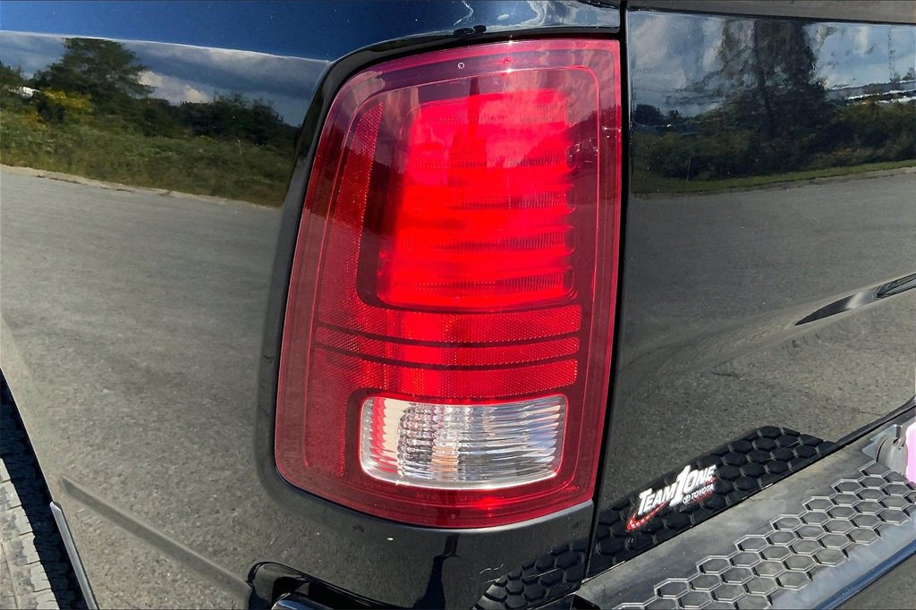 2015 Ram 1500 Sport photo 27