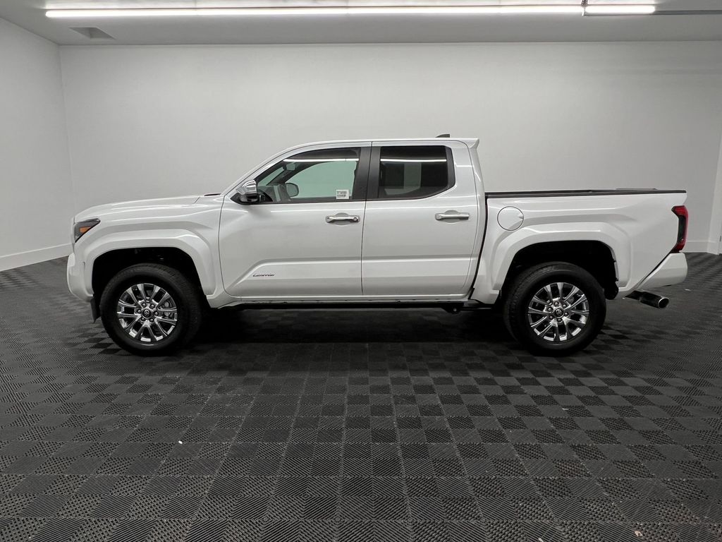 2024 Toyota Tacoma Limited photo 2