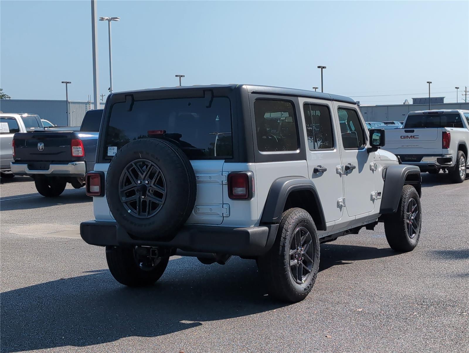 2025 Jeep Wrangler Sport S photo 5