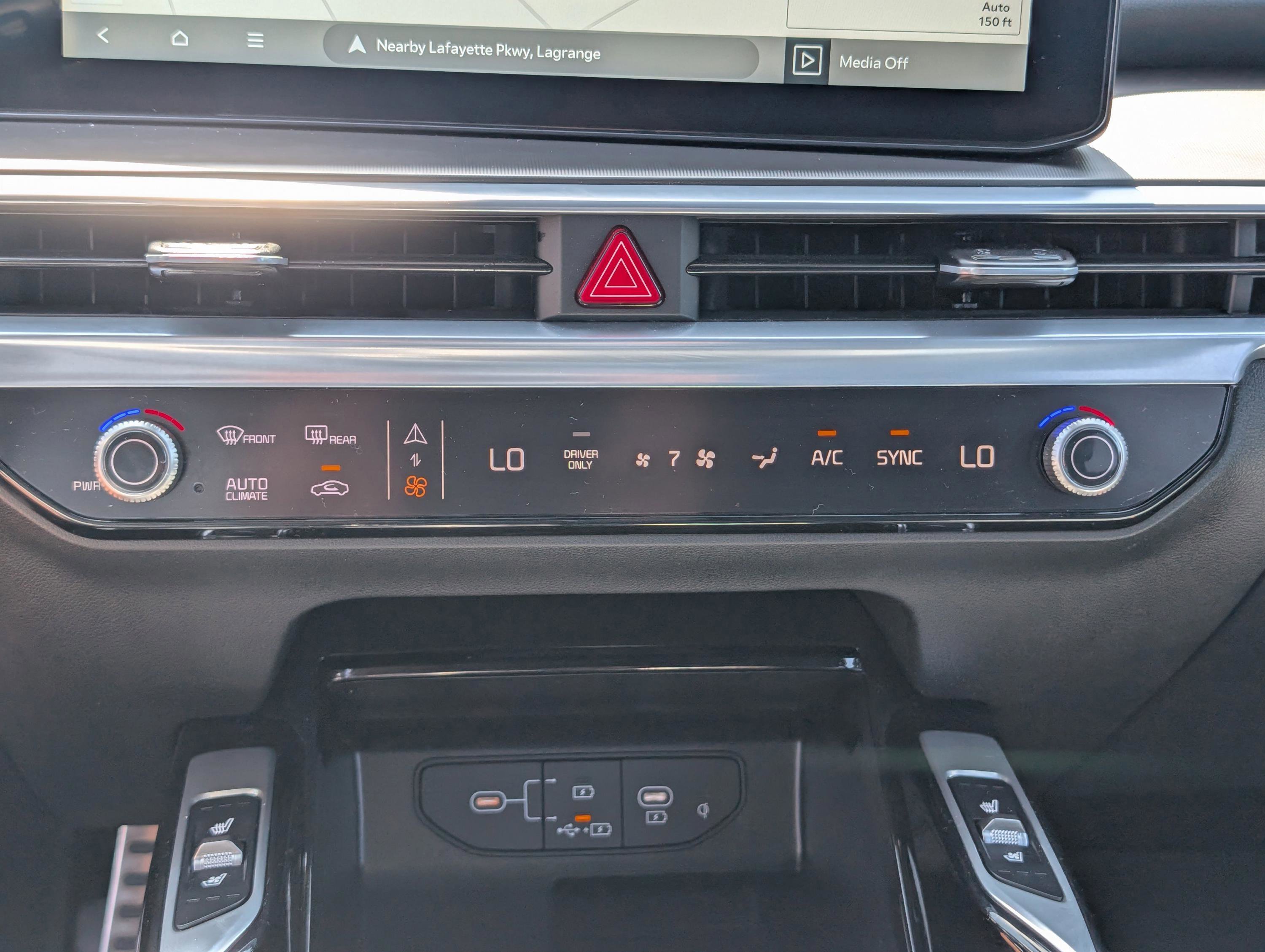 2025 Kia Sorento Hybrid SX Prestige photo 28