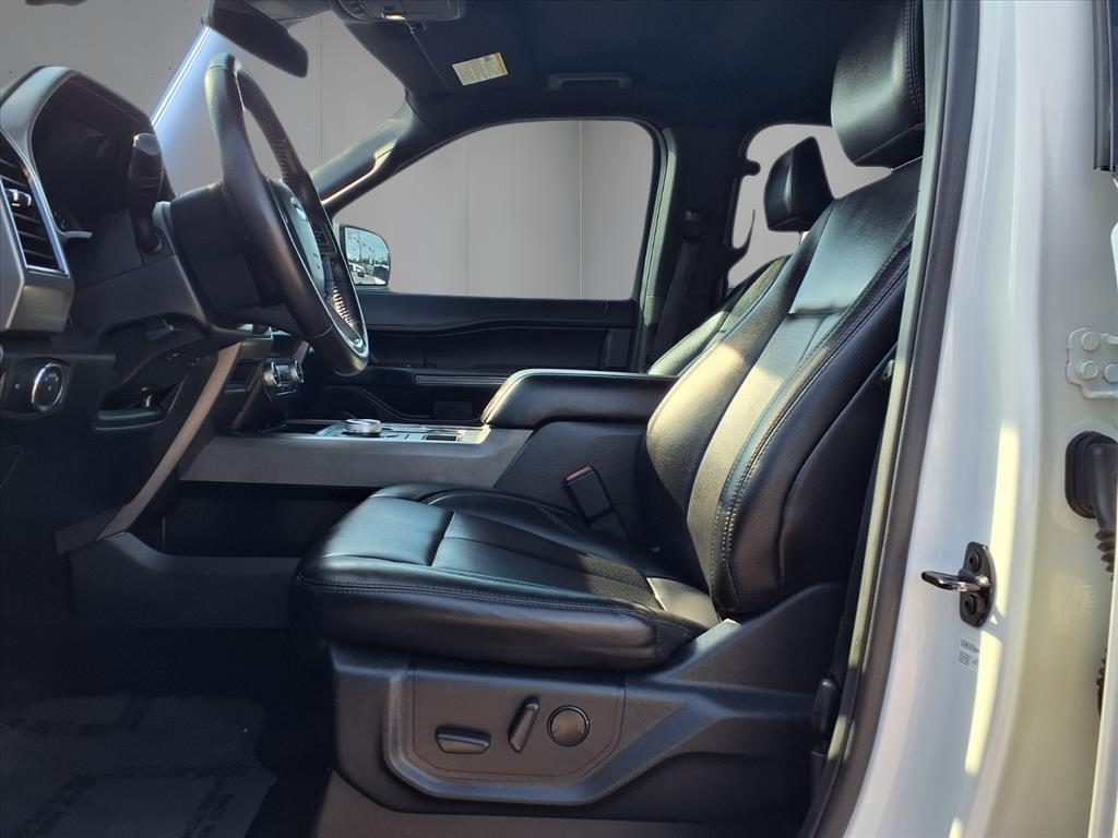 2021 Ford Expedition MAX XLT photo 12