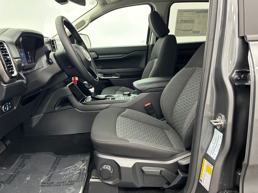 2025 Ford Ranger XLT photo 7