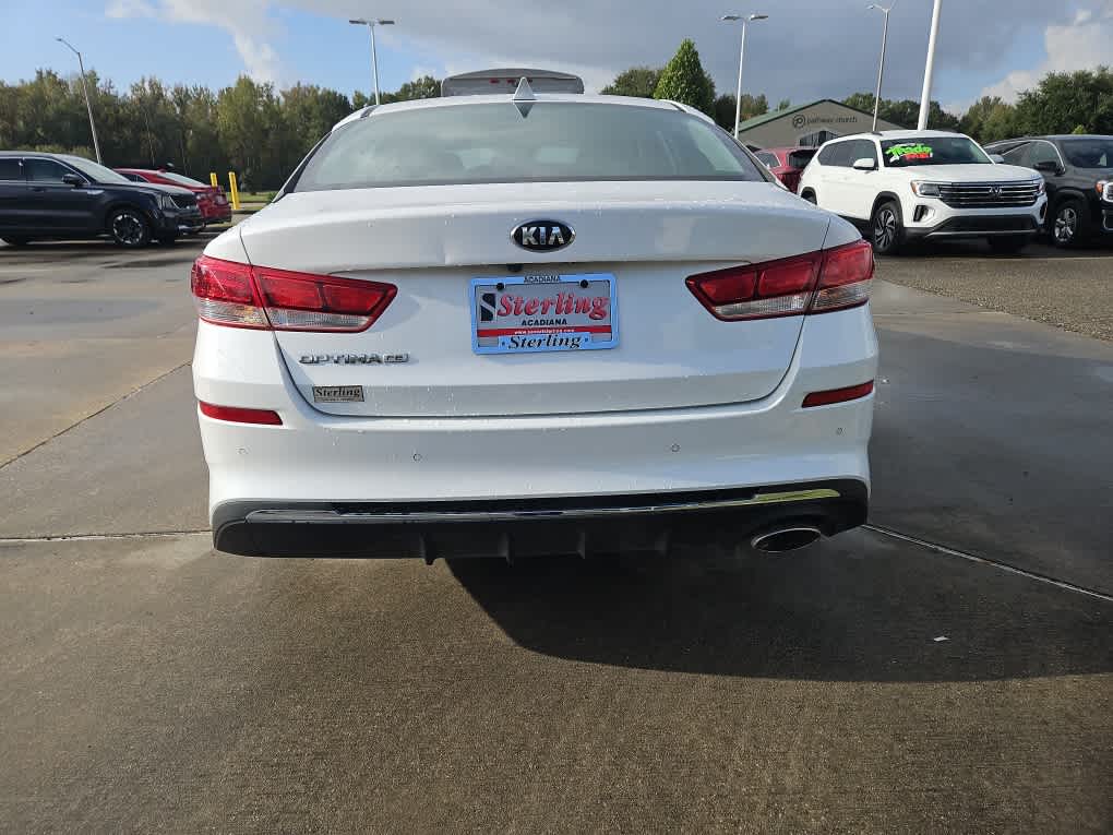 2020 Kia Optima LX photo 4