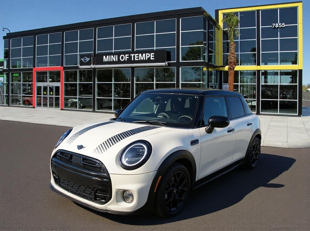 2026 MINI Hardtop 4 Door S's photo