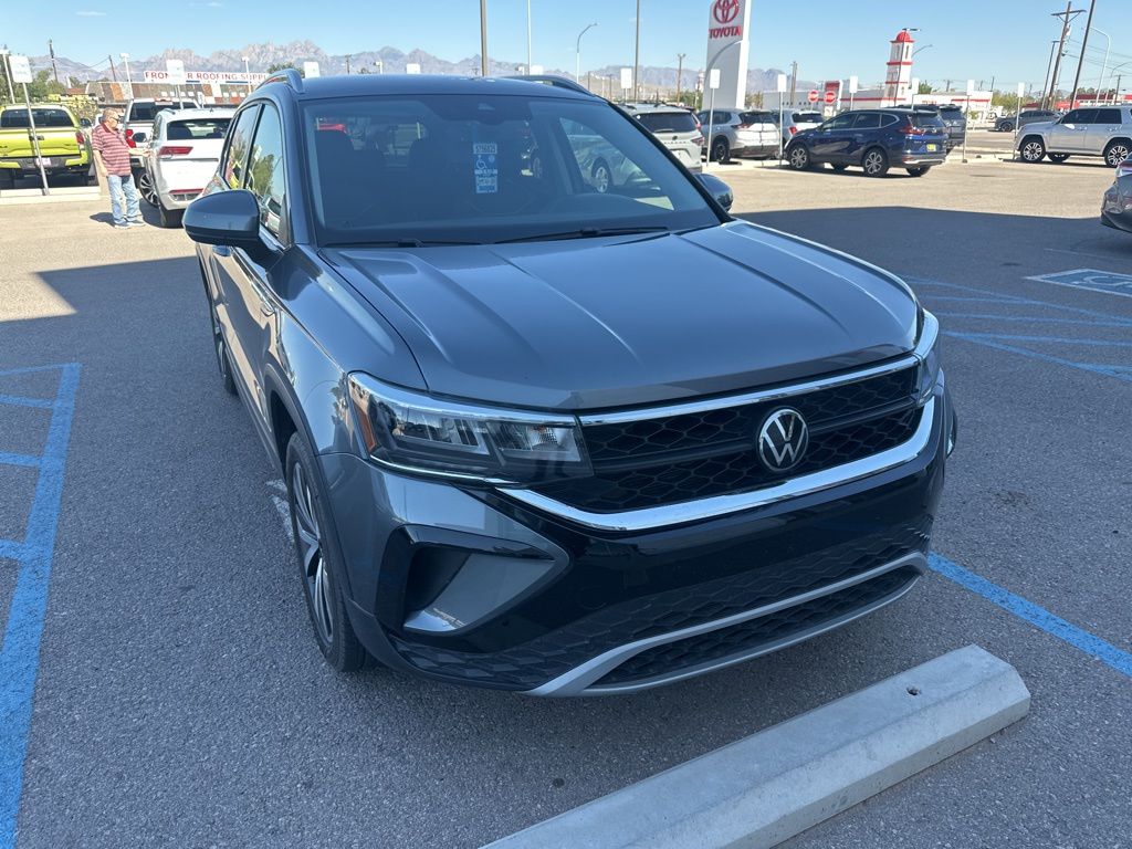 2024 Volkswagen Taos SE photo 23