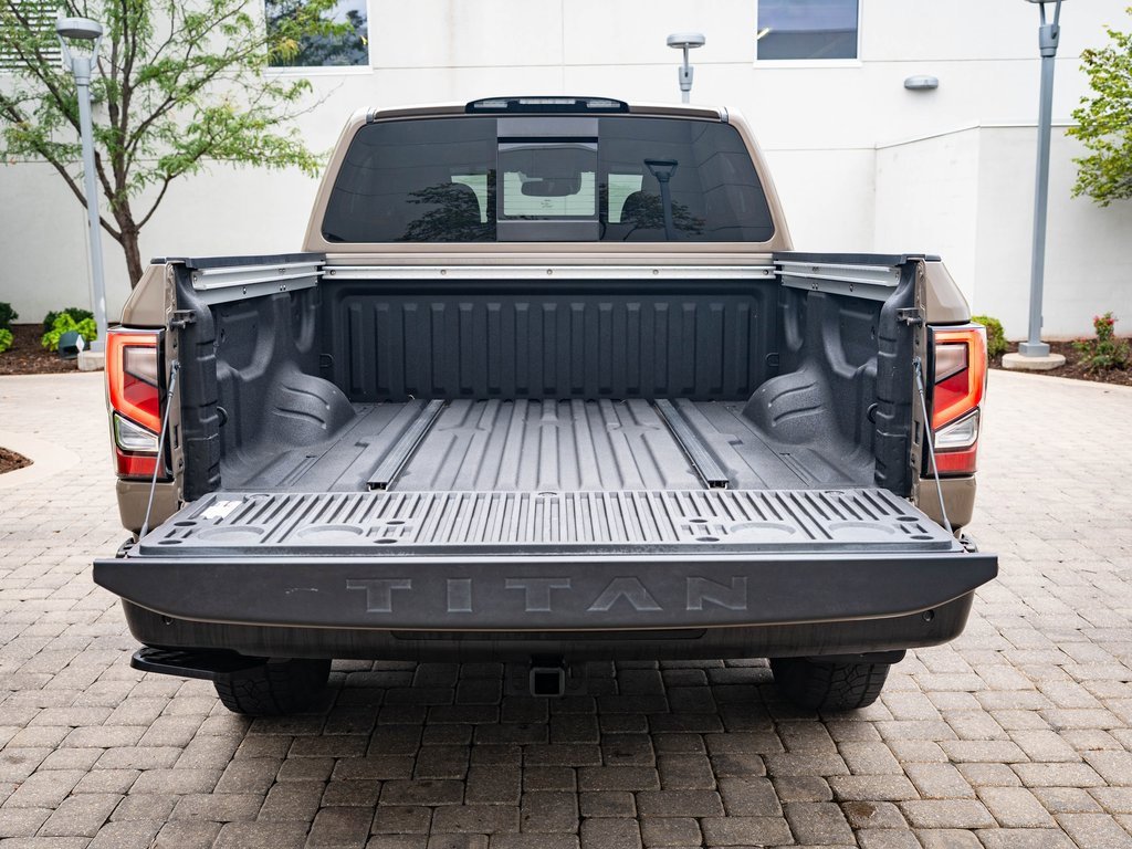 2021 Nissan Titan PRO-4X photo 34