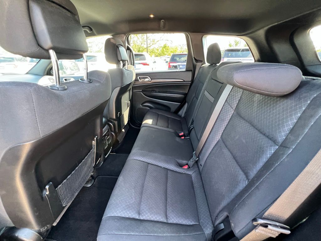 2020 Jeep Grand Cherokee Laredo E photo 17