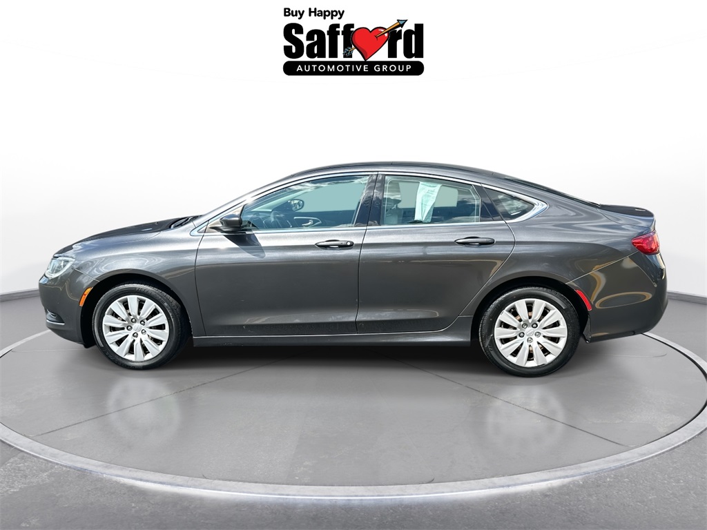 2015 Chrysler 200 LX photo 4