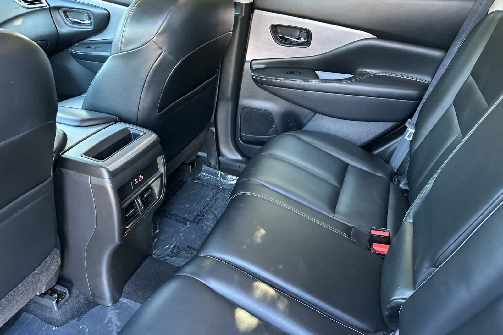 2022 Nissan Murano SV photo 2
