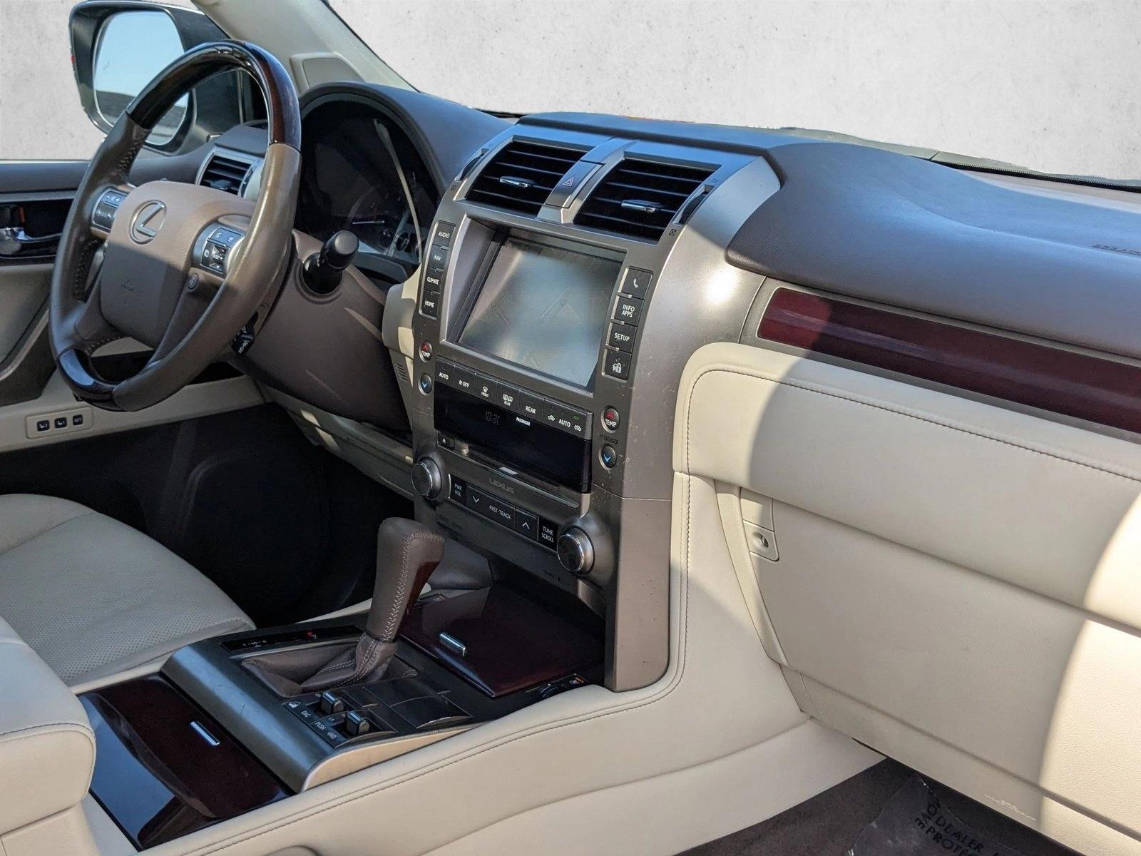 2019 Lexus GX 460 photo 19
