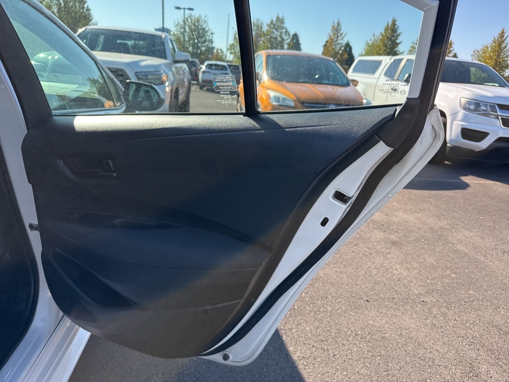 2023 Toyota Corolla LE photo 11