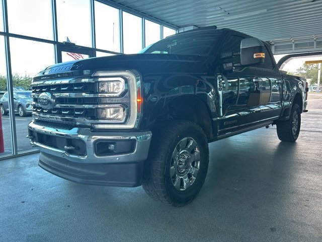 2023 Ford F-250 photo 3