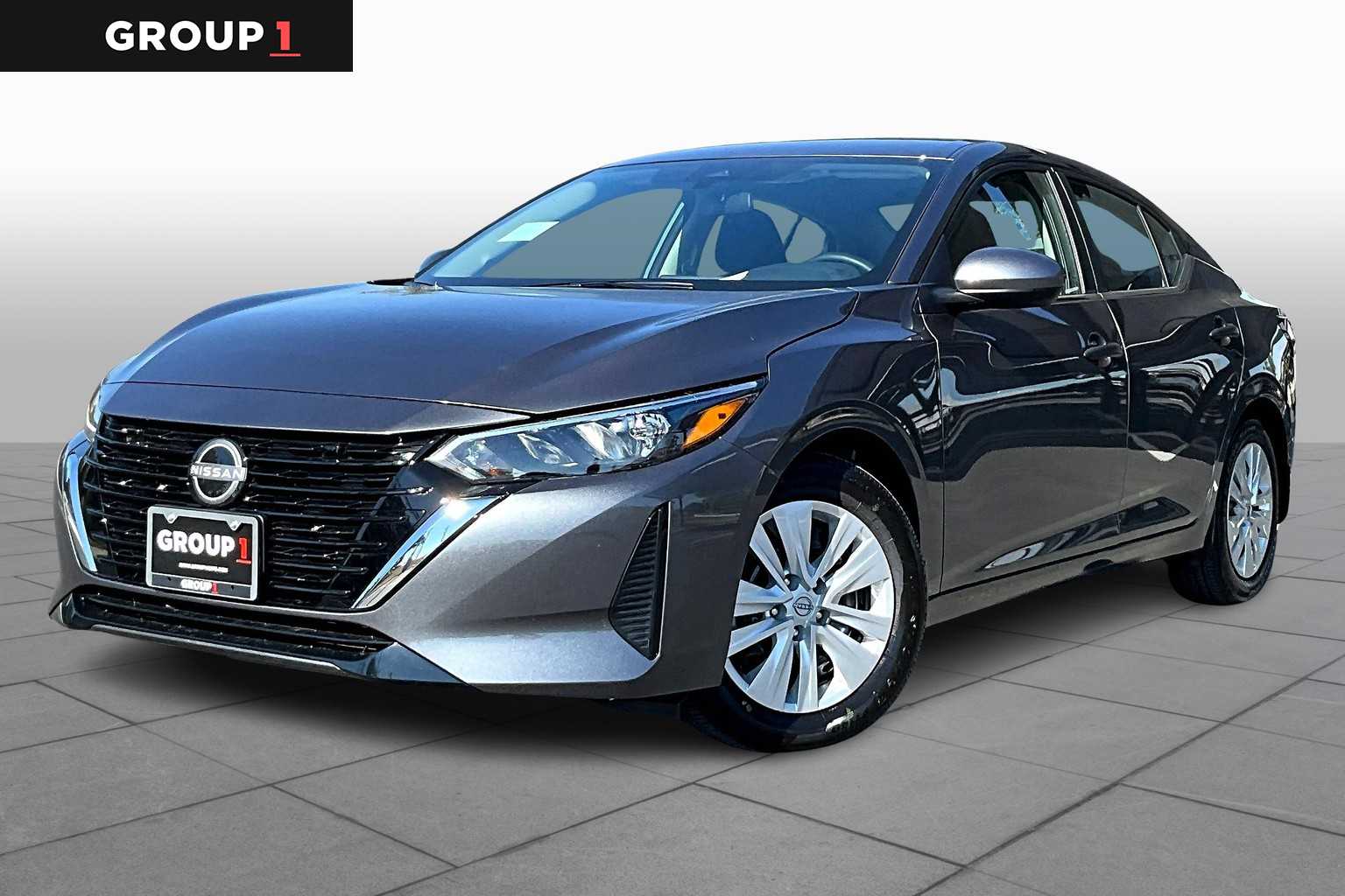 2025 Nissan Sentra S's photo