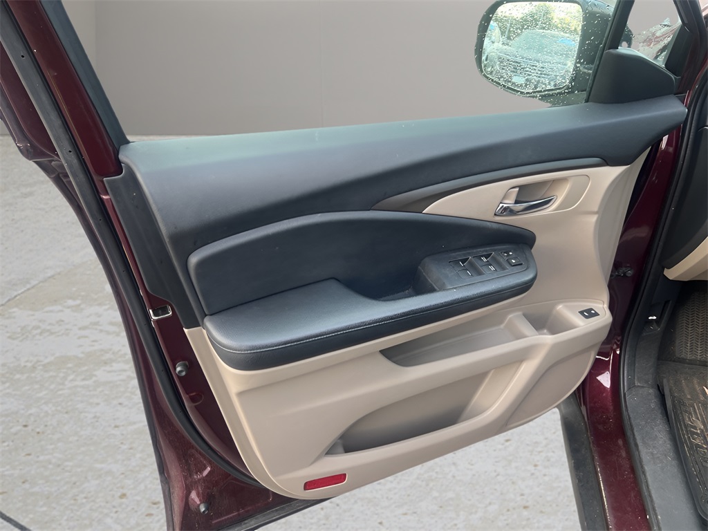 2016 Honda Pilot EX-L photo 15