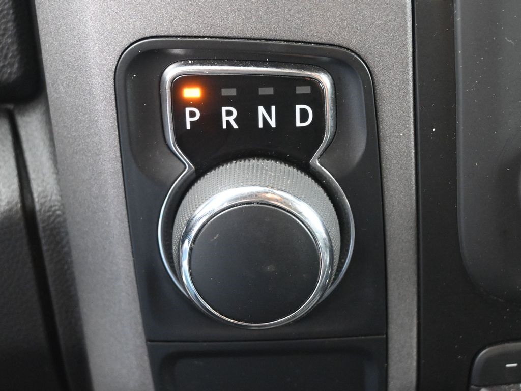 2023 Ram 1500 Classic Tradesman photo 4