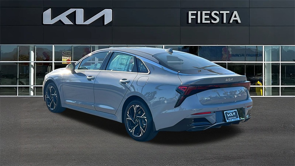 2026 Kia K5 GT-Line photo 3