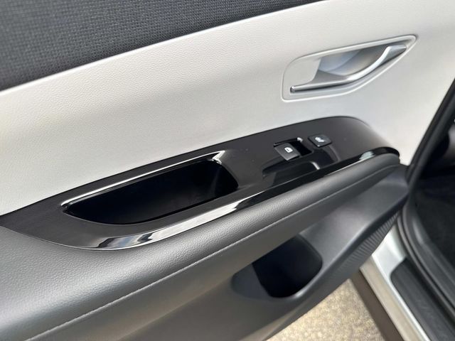 2022 Hyundai Tucson Limited photo 12