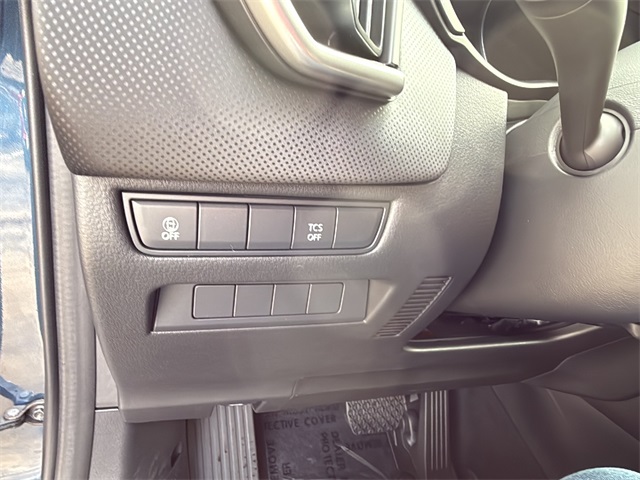 2025 Mazda CX-50 2.5 Select photo 17