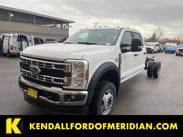 2026 Ford F-550 Super Duty Chassis Cab XL's photo