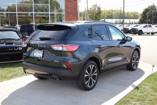 2022 Ford Escape SE photo 27