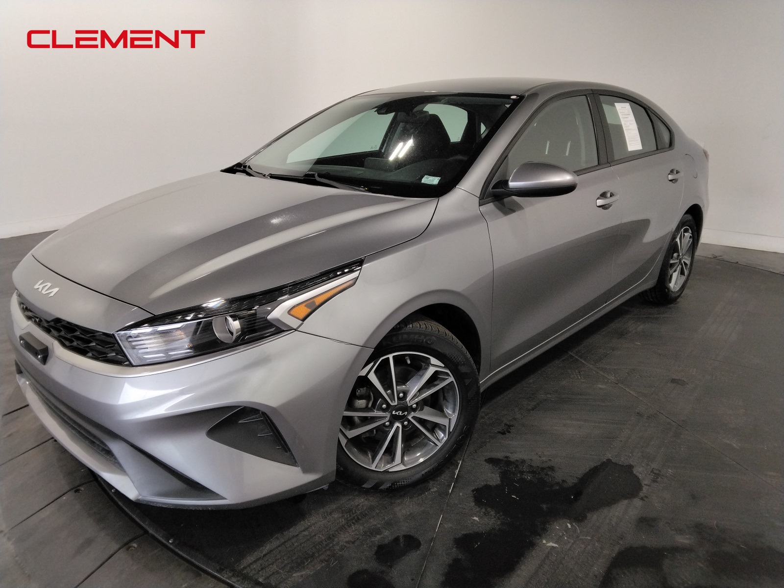 2024 Kia Forte LXS's photo