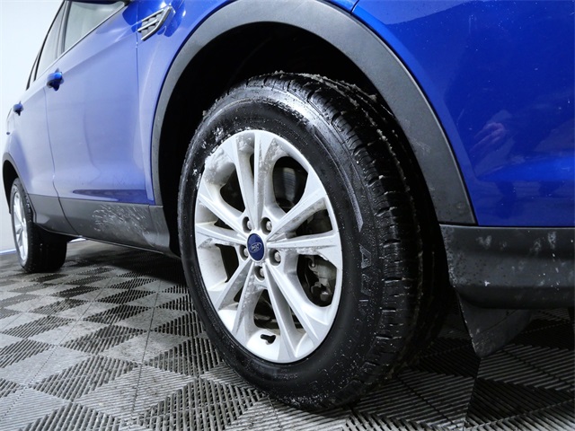 Used 2019 Ford Escape SEL with VIN 1FMCU9HD9KUC27353 for sale in Apple Valley, Minnesota