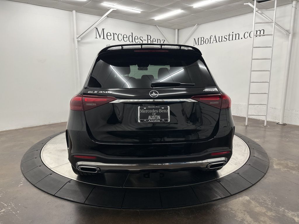 2026 Mercedes Benz GLE 450e 4MATIC photo 4