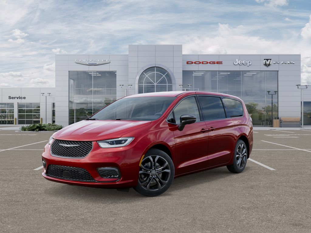2026 Chrysler Pacifica Select's photo