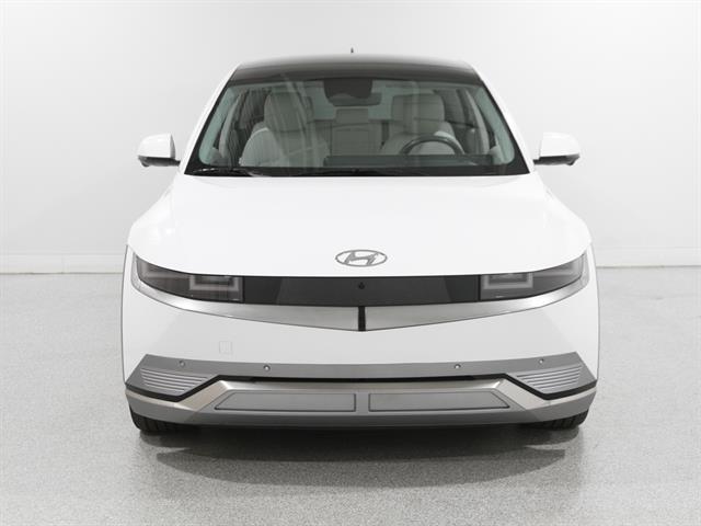 Certified 2022 Hyundai IONIQ 5 Limited with VIN KM8KRDAF8NU090082 for sale in Mentor, OH