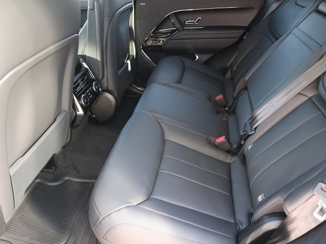 2025 Land Rover Range Rover Sport SE photo 15