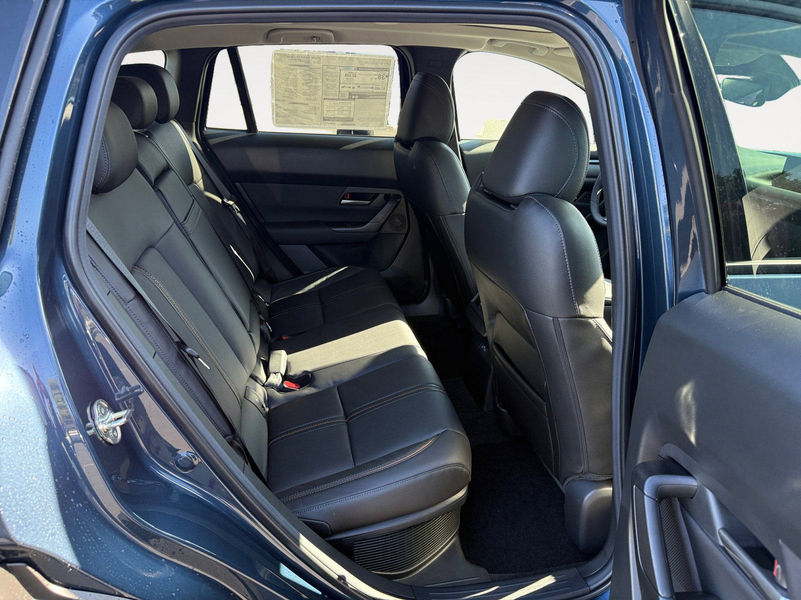 2025 Mazda CX-50 Premium photo 18