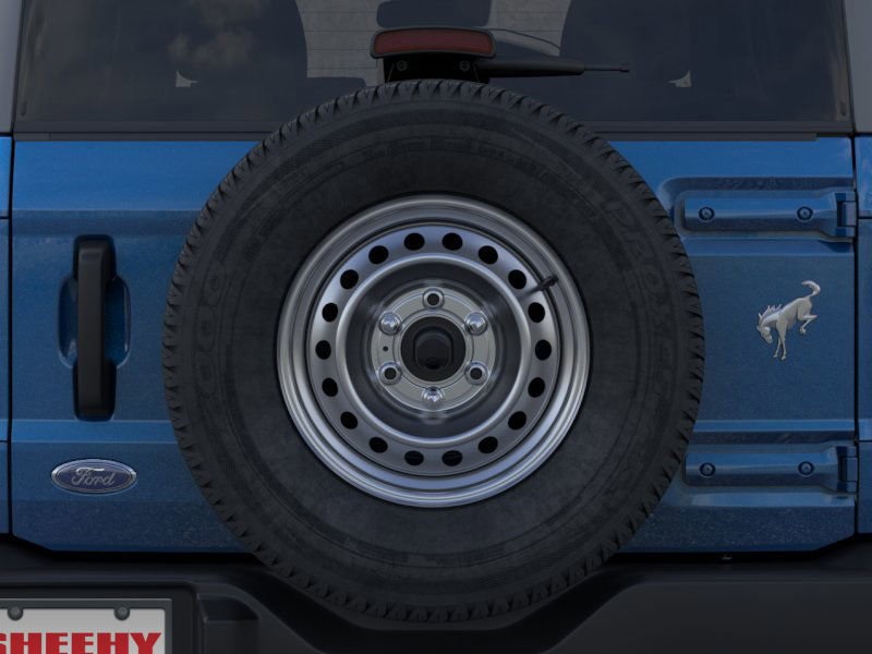 2025 Ford Bronco Base photo 18