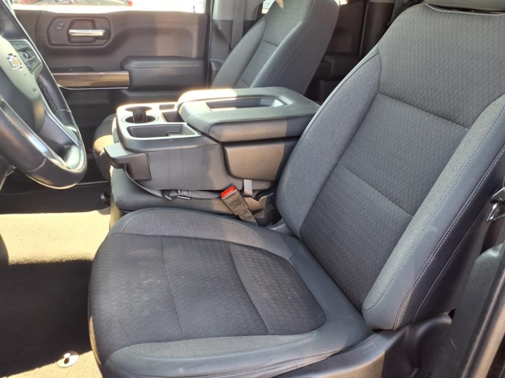 2019 Chevrolet Silverado 1500 LT photo 9