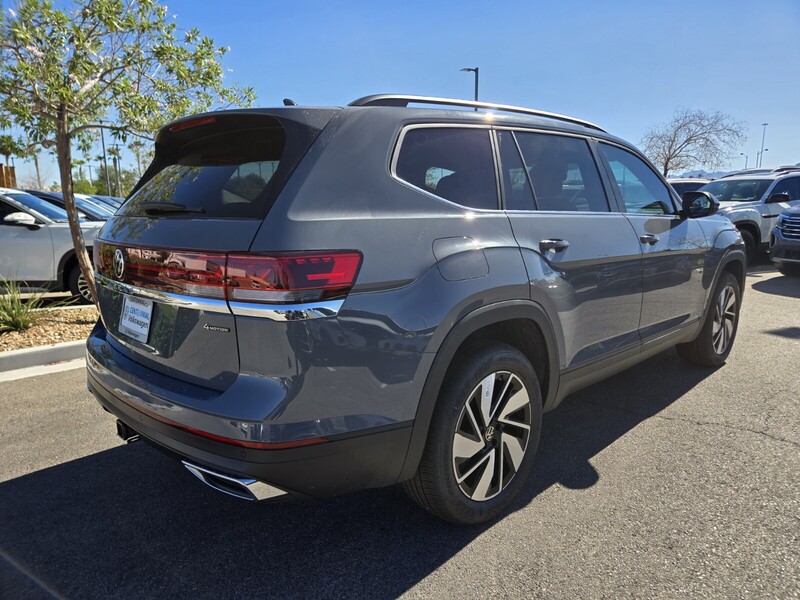2026 Volkswagen Atlas SE Technology photo 4