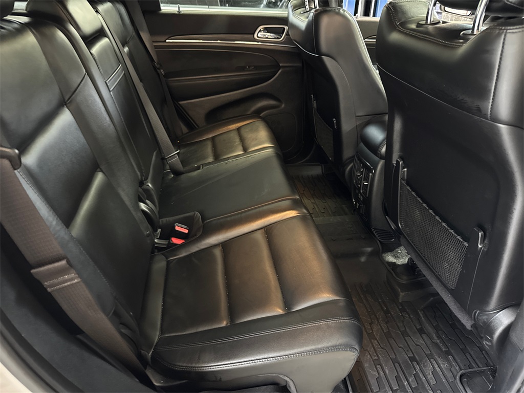 2021 Jeep Grand Cherokee Limited photo 4